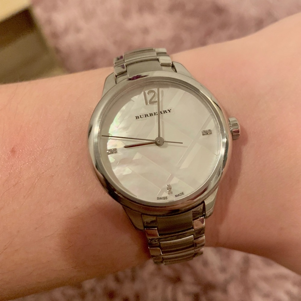 Burberry Watch - Picture 5 of 6